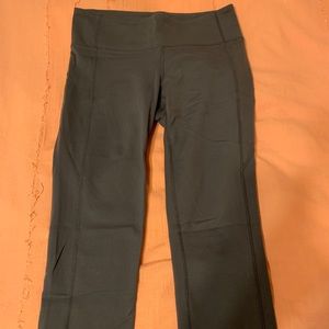 Athleta Capri leggings